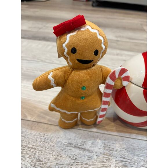 Target Bullseye Gingerbread Men Plush and Peppermint Cookie Jar Christmas Decor - Picture 3 of 10